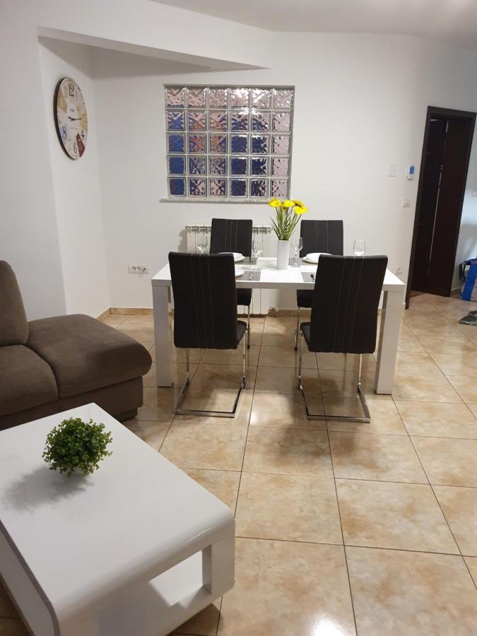Apartma Maja, Mateja Koper Zewnętrze zdjęcie
